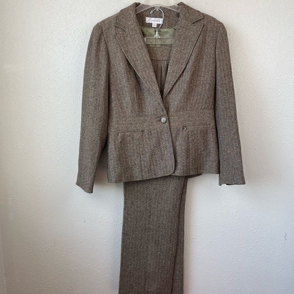 Larry Levine for Dressbarn Matching Blazer and Slacks Size 10 EUC